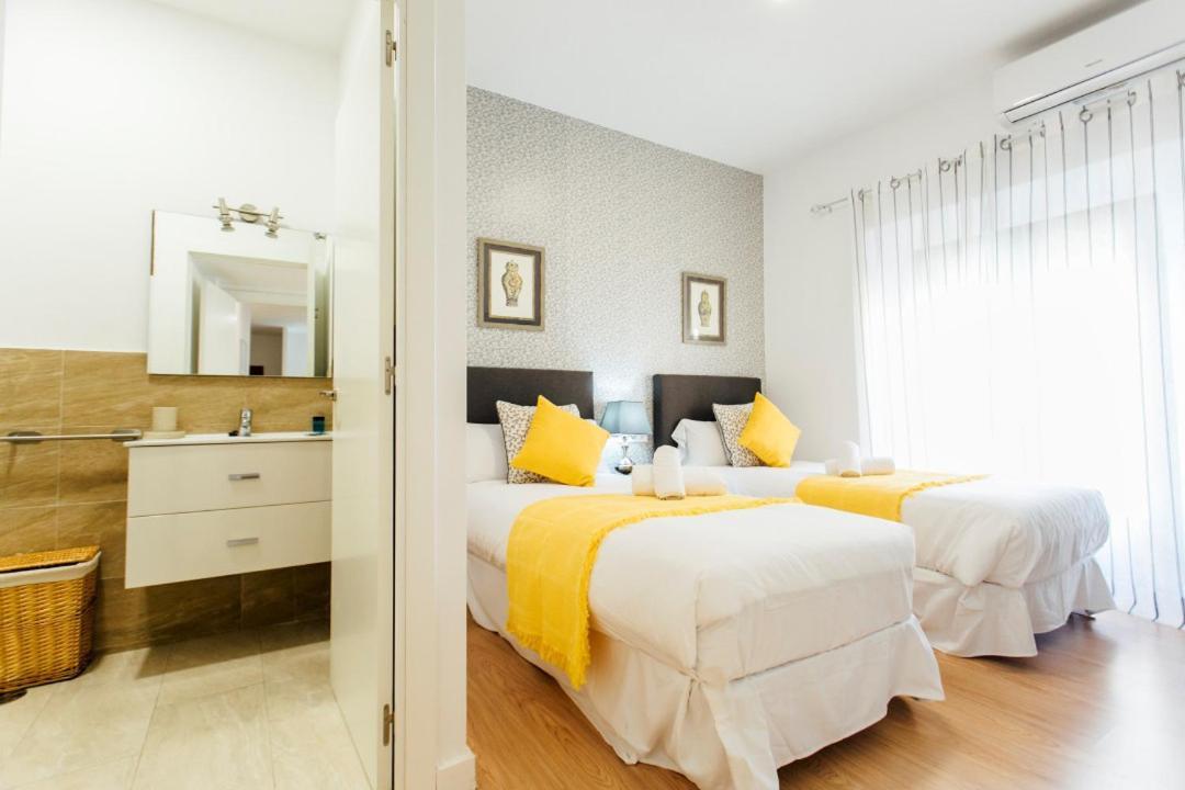 Bright And Comfortable- 2D 2B- Conde De Torrejon Seville Exterior photo