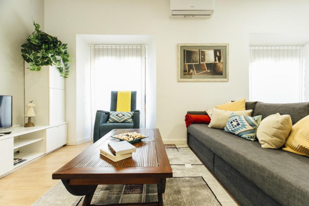 Bright And Comfortable- 2D 2B- Conde De Torrejon Seville Exterior photo
