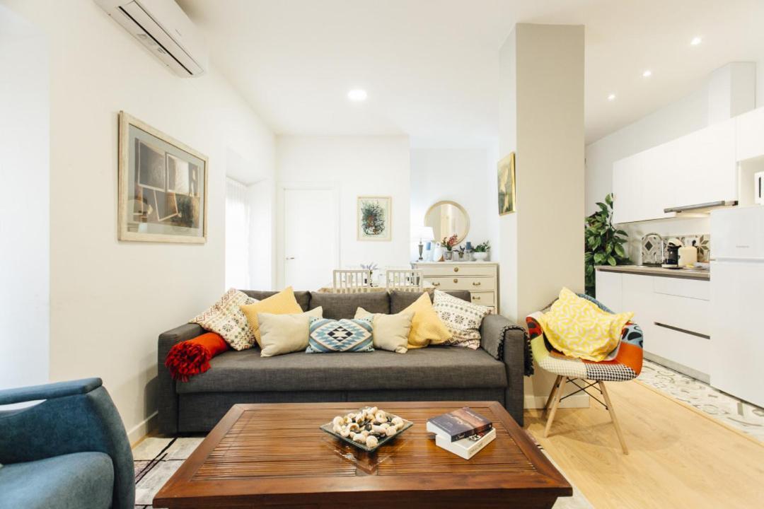 Bright And Comfortable- 2D 2B- Conde De Torrejon Seville Exterior photo